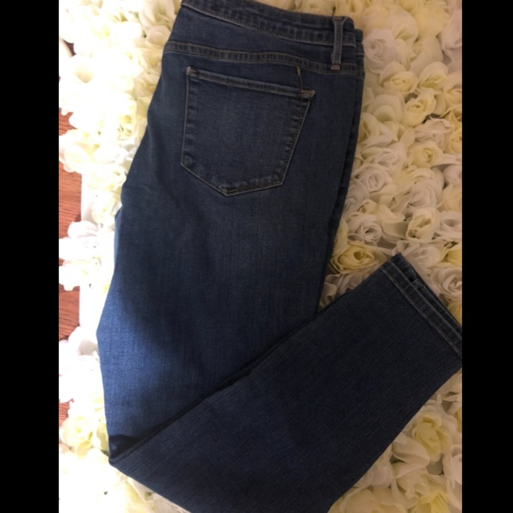 💚Mid Rise Jeggings💚